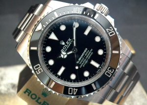 December 2020 Rolex Oyster Submariner 124060 41mm Full Set Investment Watch at Sonning Vintage Watches