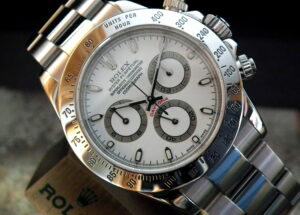 Outstanding 2005 Rolex Oyster Daytona 116520 Full Set Investment Watch at Sonning Vintage Watches