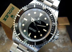 Collector Condition 1988/90 (L Serial) Rolex Oyster Submariner 5513/5512 with Original Box at Sonning Vintage Watches