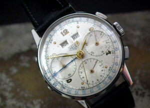 Museum Condition Heuer Triple Date Chronograph Gents Vintage Watch at Sonning Vintage Watches
